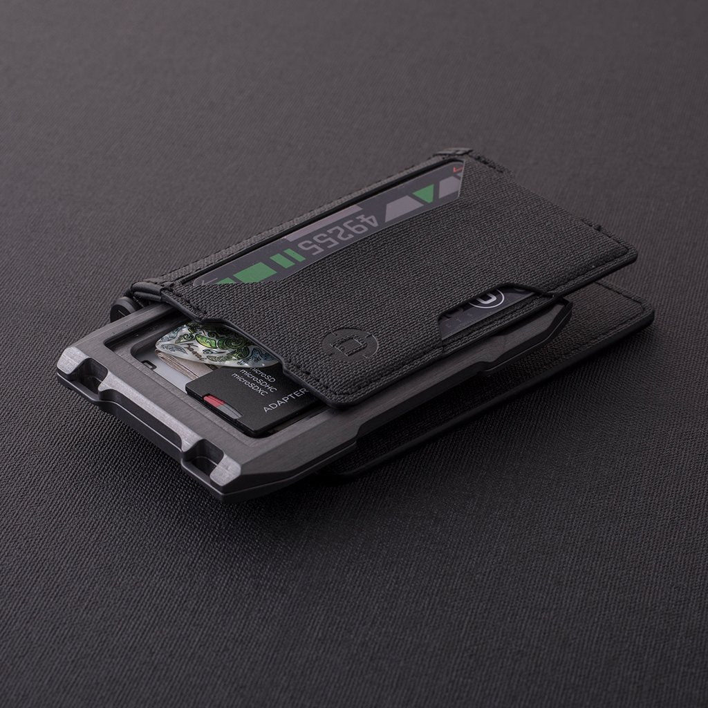 A10 アダプト バイフォルド ウォレット