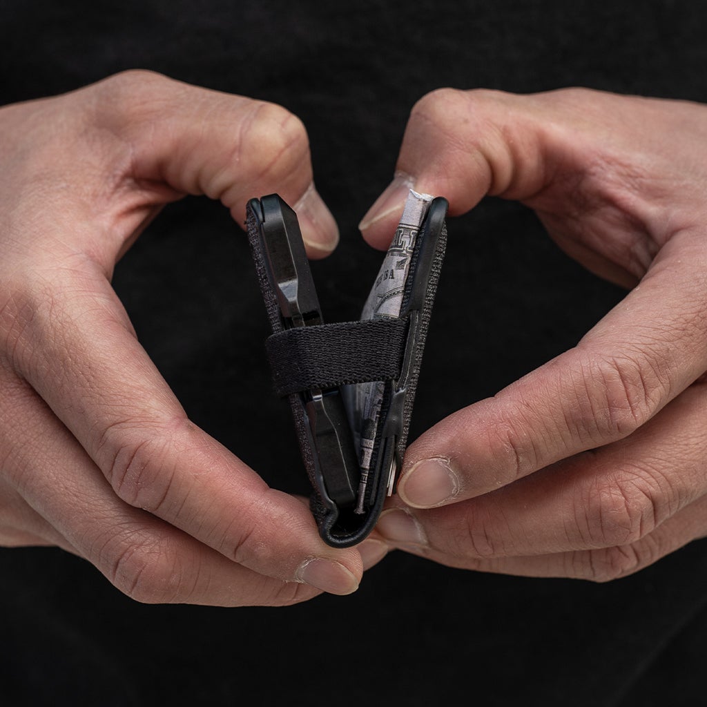 D03 ダッパー バイフォルド ウォレット