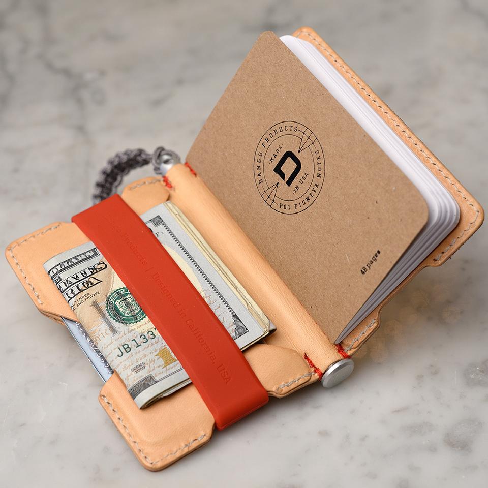 P01 パイオニアウォレット & DANGOペン