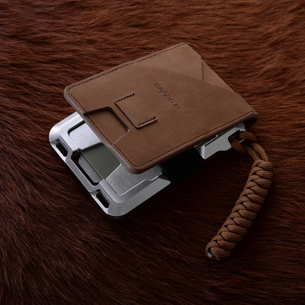 M1 マーベリック タクティカル バイフォルドウォレット