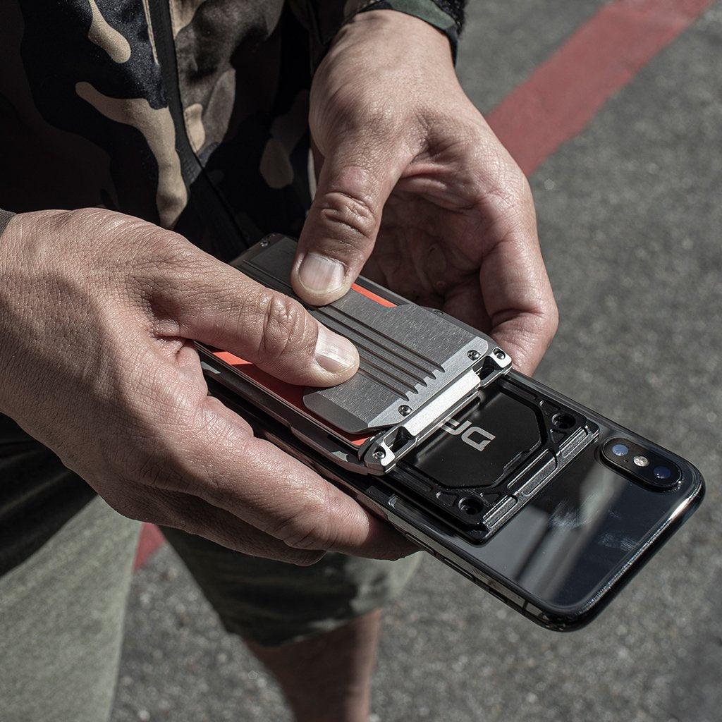 A10 フォンアダプタープレート