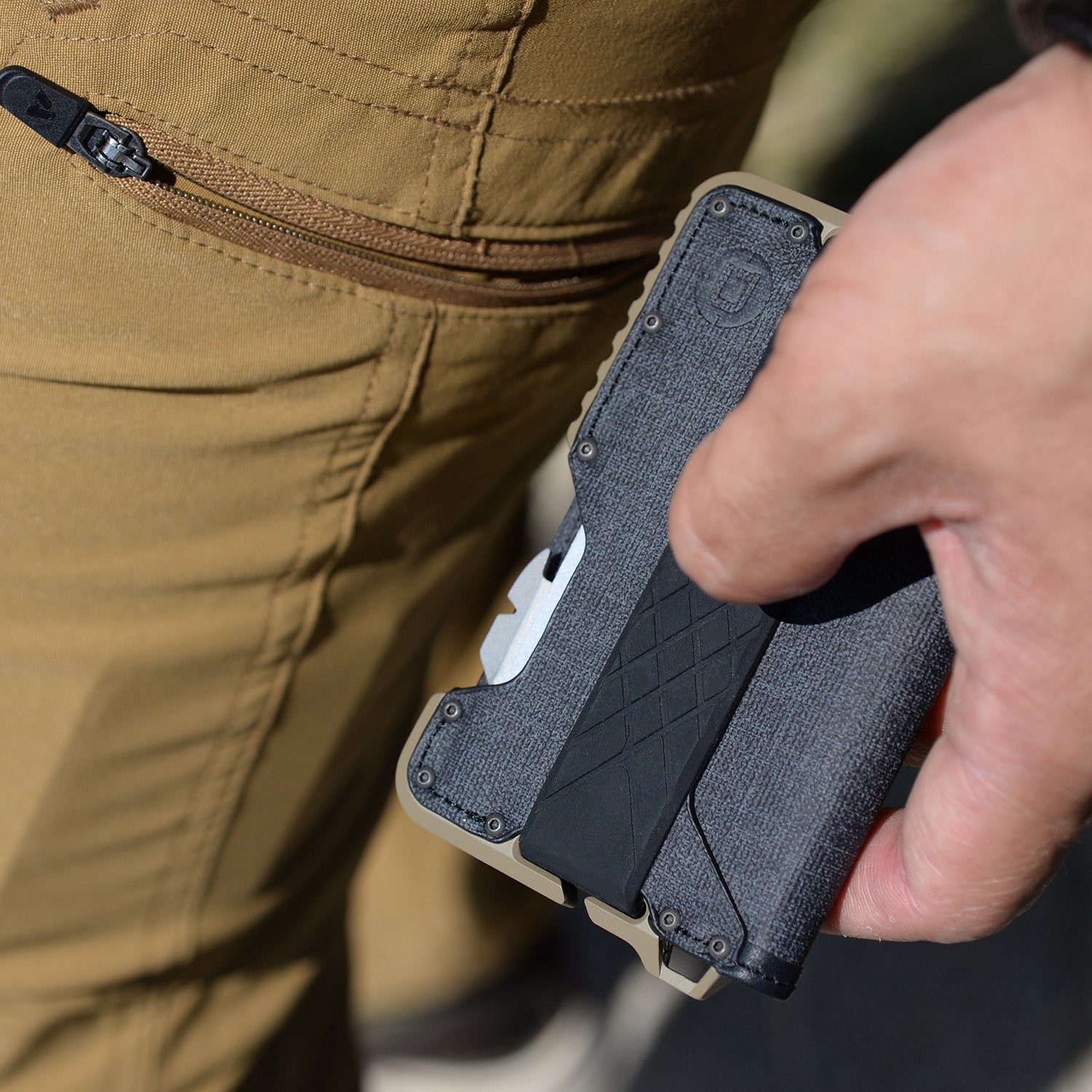 DANGO PRODUCTS T01 タクティカル バイフォルド ウォレット SPEC-OPS（二つ折り） DANGO PRODUCTS  JAPAN