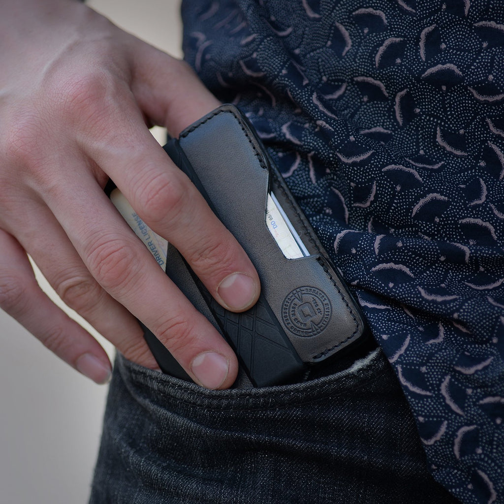 P01 パイオニアウォレット & DANGOペン